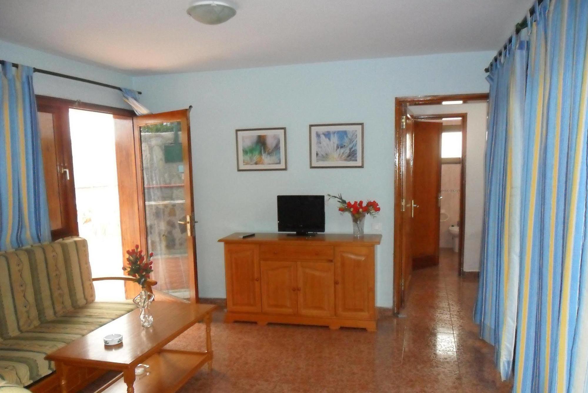 Apartamentos Cumana II Puerto Rico  Buitenkant foto